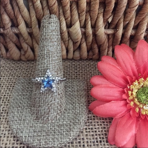 The Metal Daisy Jewelry - Blue Austrian Crystal Star Ring